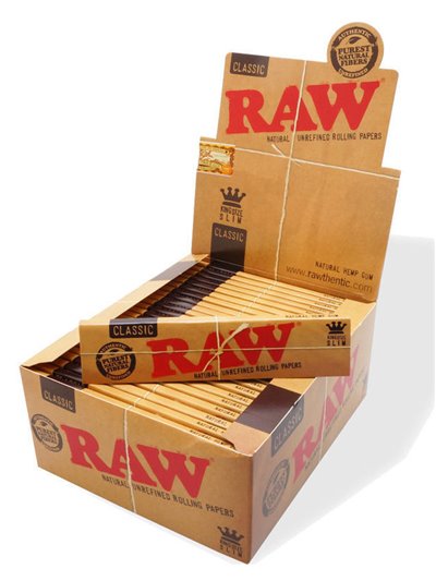 18384 - Raw Classic Rolling Papers - 50 Count - Box:  - Loc: P0