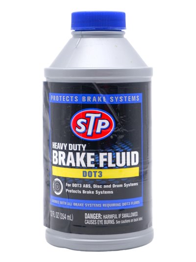 29367 - STP Heavy Duty Dot3 Brake Fluid - 12 fl. oz. - Box:  - Loc: A5